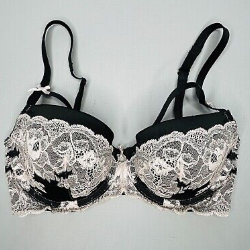 VICTORIAS SECRET DEMI BRA BLACK AND WHITE LACE,